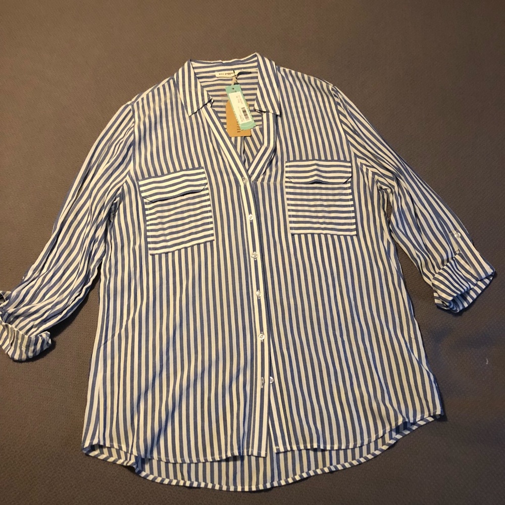 Blu Pepper blue and white striped button down XL